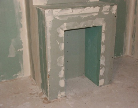 Kamin aus Gipskarton