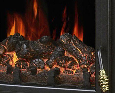 Dekoratives Feuer im Kamin