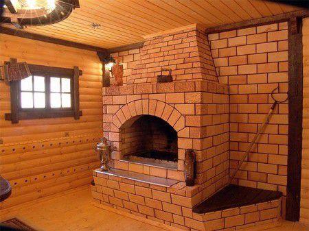 Holzbefeuerter gemauerter Kamin - FotoHolzbefeuerter gemauerter Kamin - Foto