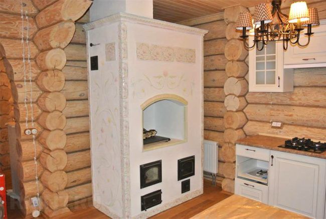 Schwedenofen in einem Landhaus