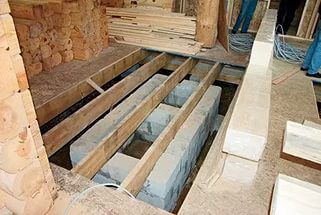 Fundament für einen Kamin