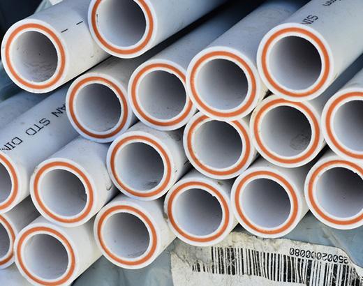 Verstärktes Polypropylenrohr im Schnitt