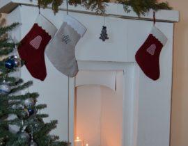 Kamin zum Selbermachen aus Kisten - eine tolle Dekoration für eine Wohnung