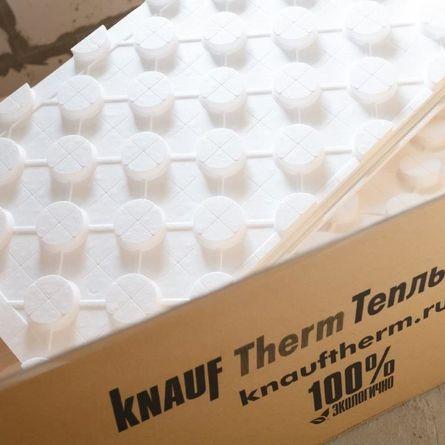 Profilierte (mit Noppen) Matten aus expandiertem Polystyrol