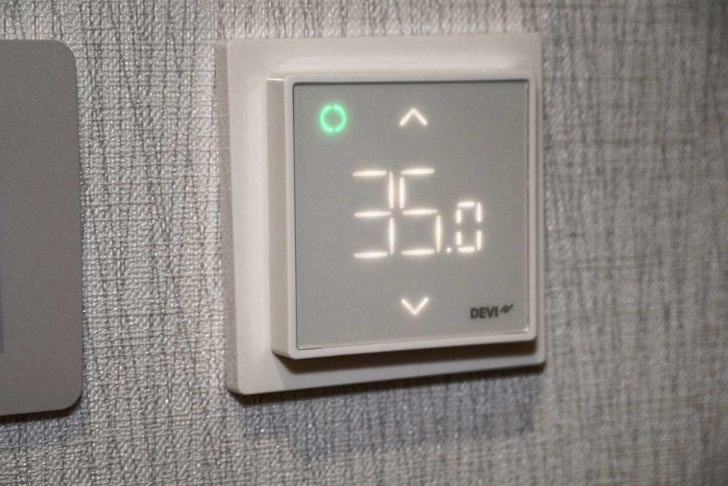 Thermostat für Fußbodenheizung: Auswahlkriterien und Installationsregeln